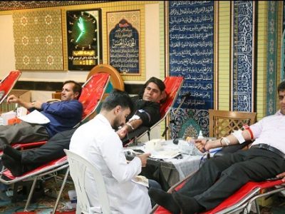 اهدا خون کارکنان استانداری فارس به مصدومان حادثه انفجار بندر شهید رجایی«ره»
