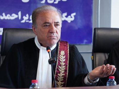 خبرنگاران و وکلا دو رکن مستقل دموکراسی‌اند