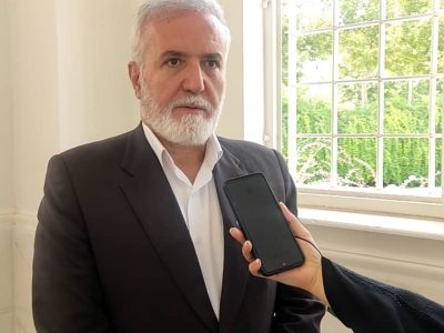 بازدید شهردار شیراز از صندوق ذخیره کارکنان شهرداری