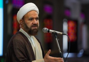 در جنگ ۸ ساله دفاع مقدس، حیثیت ابرقدرتهای جهان که تمام و کمال حامی رژیم صدام بودند، از بین رفت