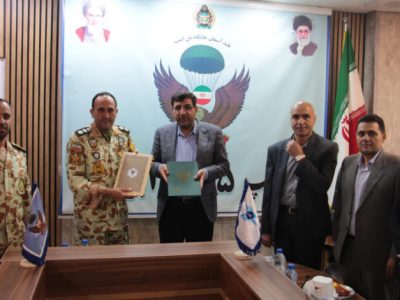 همکاری تیپ ۵۵ هوابرد و دانشگاه آزاد برای توسعه فناوریهای دفاعی