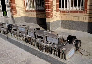 کشف 42 دستگاه غیرمجاز استخراج رمز دارایی در شهرستان داراب استان فارس