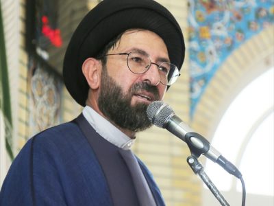 امام جمعه صدرا: تقوا انسان را به مقام فوز و فضیلت میرساند